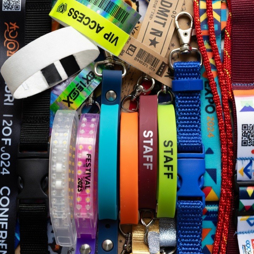 wristbands and lanyards 2 1